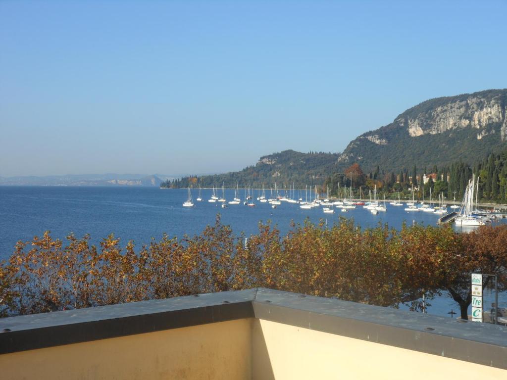 Hotel Ristorante Miralago Garda  Exteriér fotografie