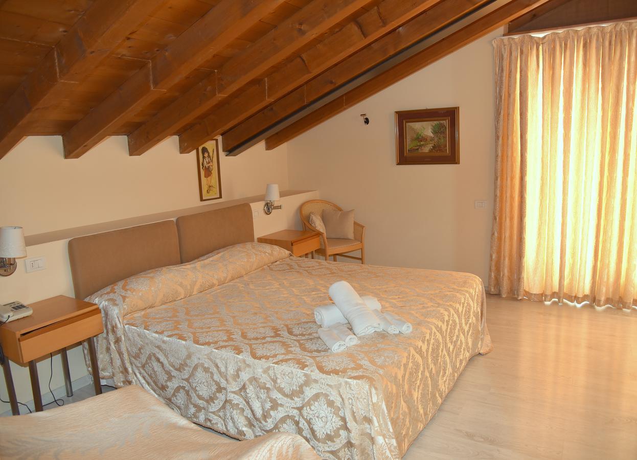 Hotel Ristorante Miralago Garda  Exteriér fotografie